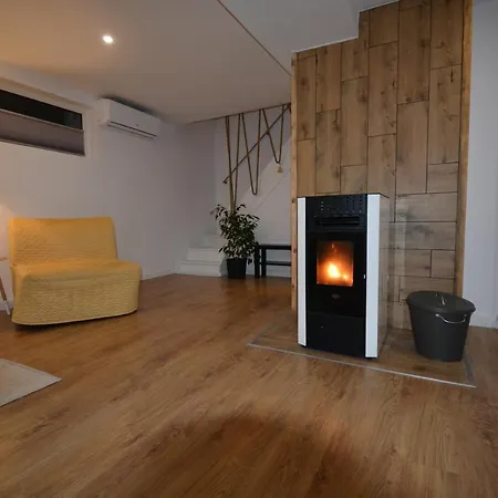 Lendhouse - Pod Gwiazdami Holiday home