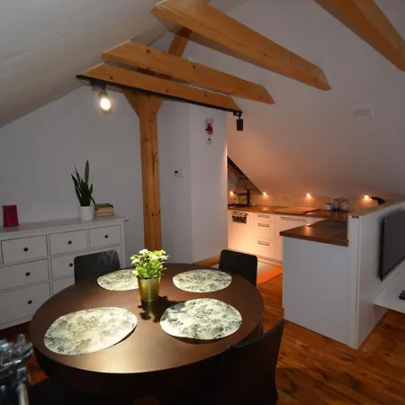 Holiday home Lendhouse - Pod Gwiazdami