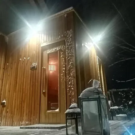 Lendhouse - Pod Gwiazdami בית נופש Sapow