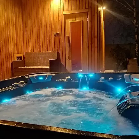 Lendhouse - Pod Gwiazdami