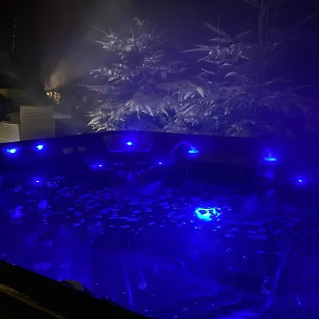 Holiday home Lendhouse - Pod Gwiazdami Sapow