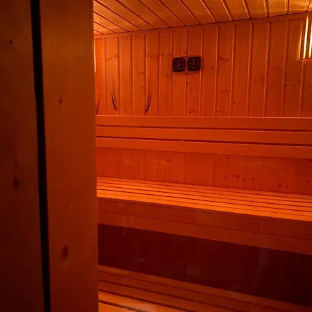 Holiday home Lendhouse - Pod Gwiazdami *