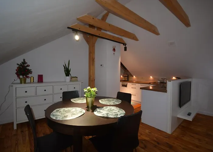 Lendhouse - Pod Gwiazdami Sapow