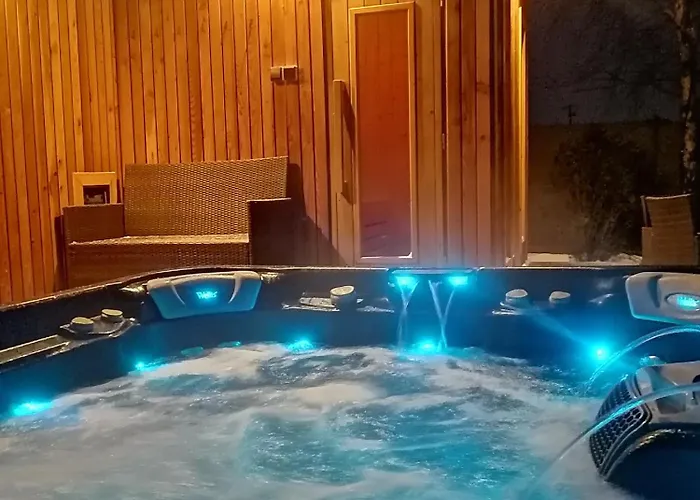 Lendhouse - Pod Gwiazdami