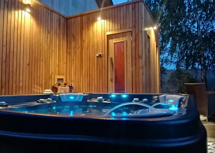 Holiday home Lendhouse - Pod Gwiazdami Sapow